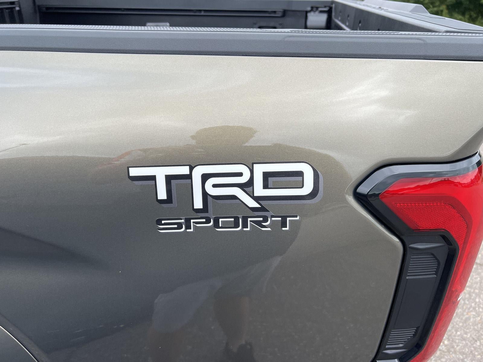 Used 2026 Toyota Tacoma TRD Sport w/ TRD Sport Upgrade Package AWD/4WD image 22