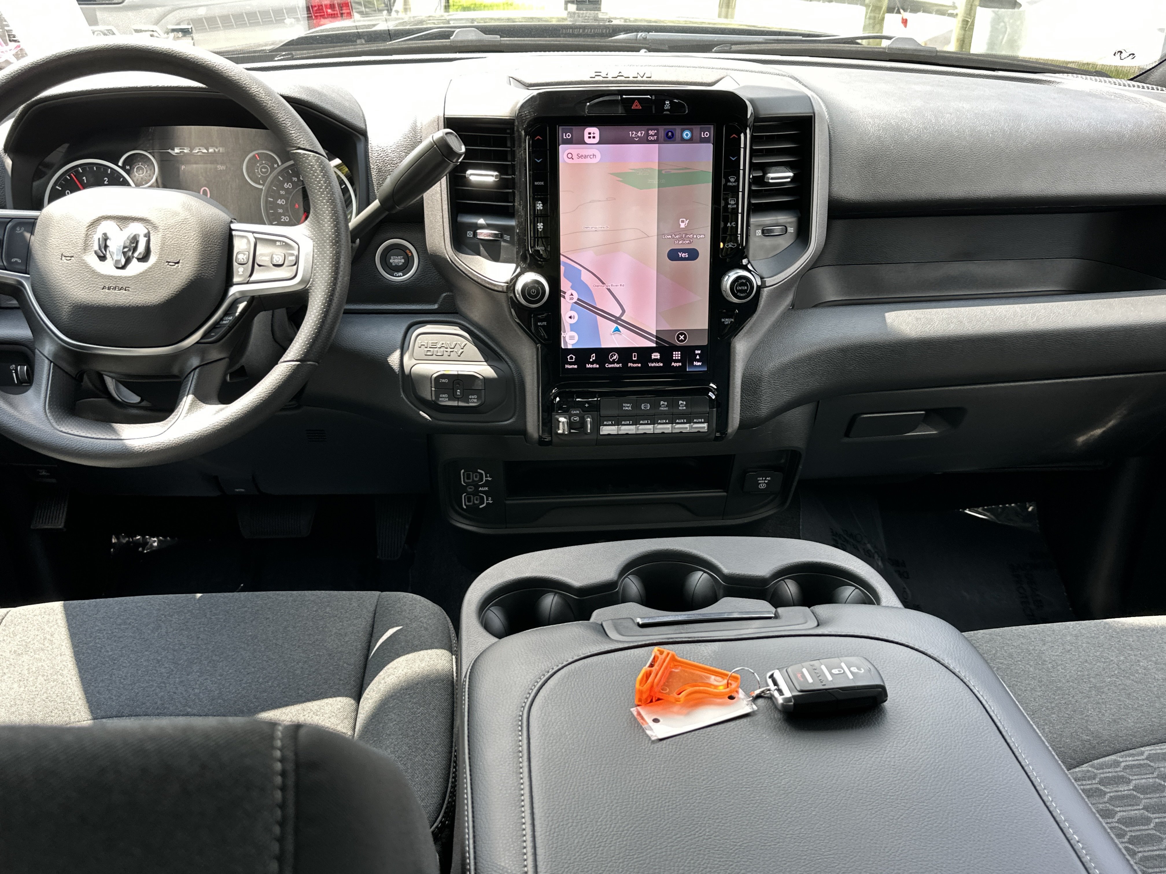 New 2026 RAM 3500 Tradesman AWD/4WD image 32