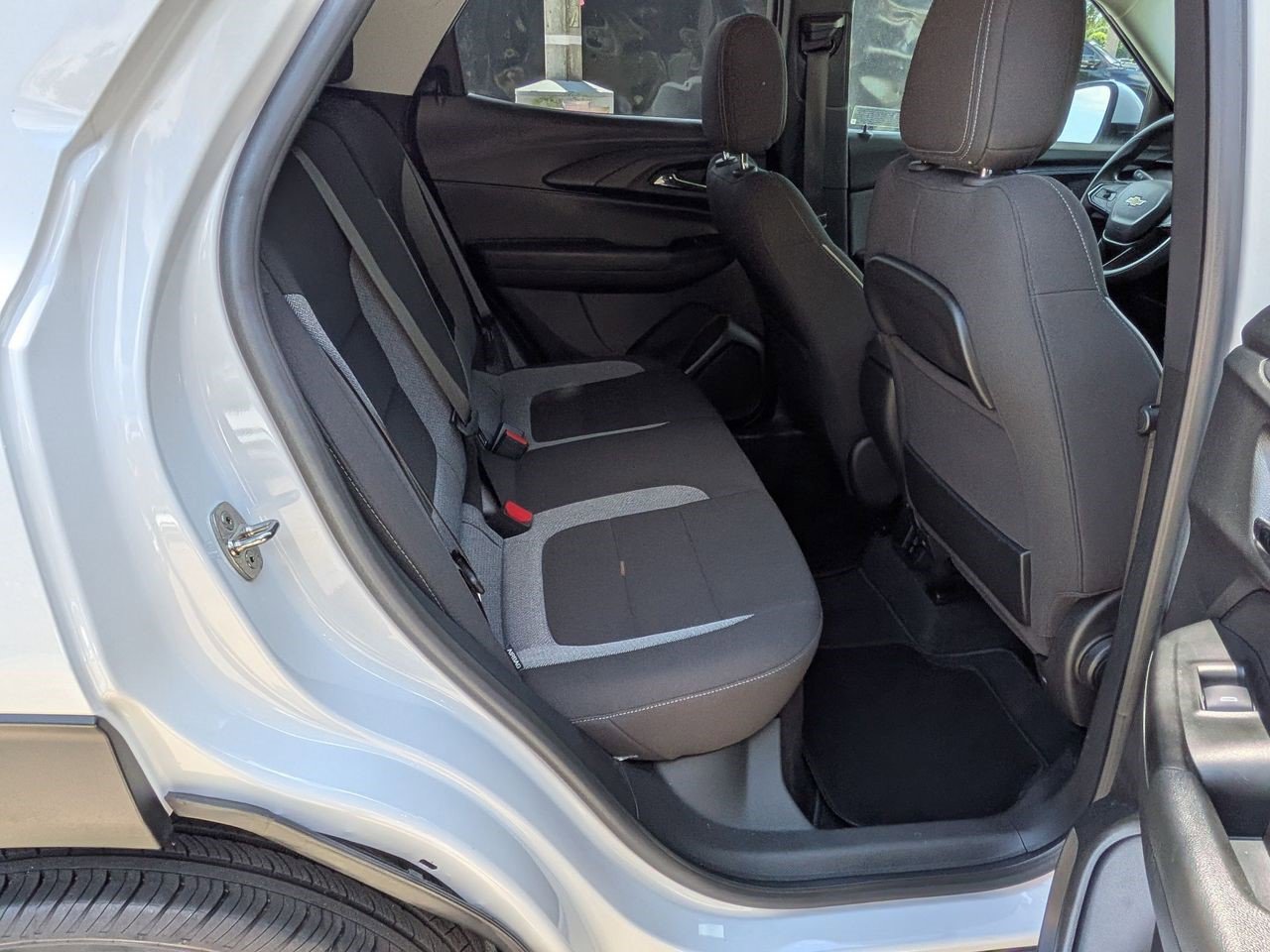 Certified 2023 Chevrolet TrailBlazer LT w/ Convenience Package FWD image 26