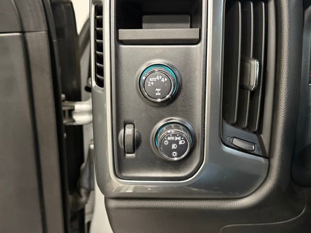 Used 2017 Chevrolet Silverado 1500 LT w/ All Star Edition image 17