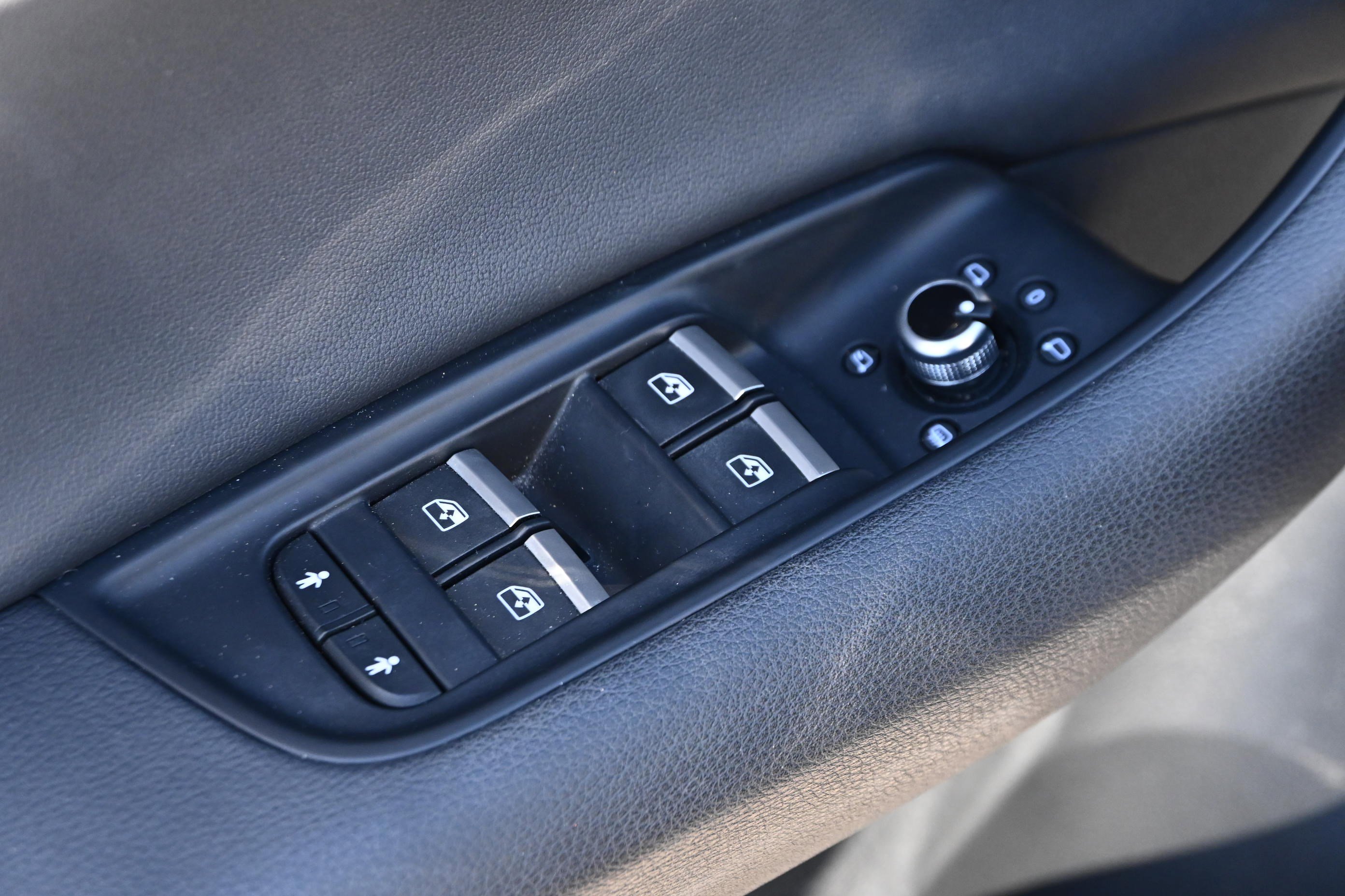 Used 2020 Audi Q7 3.0T Premium Plus w/ Premium Plus Package image 27