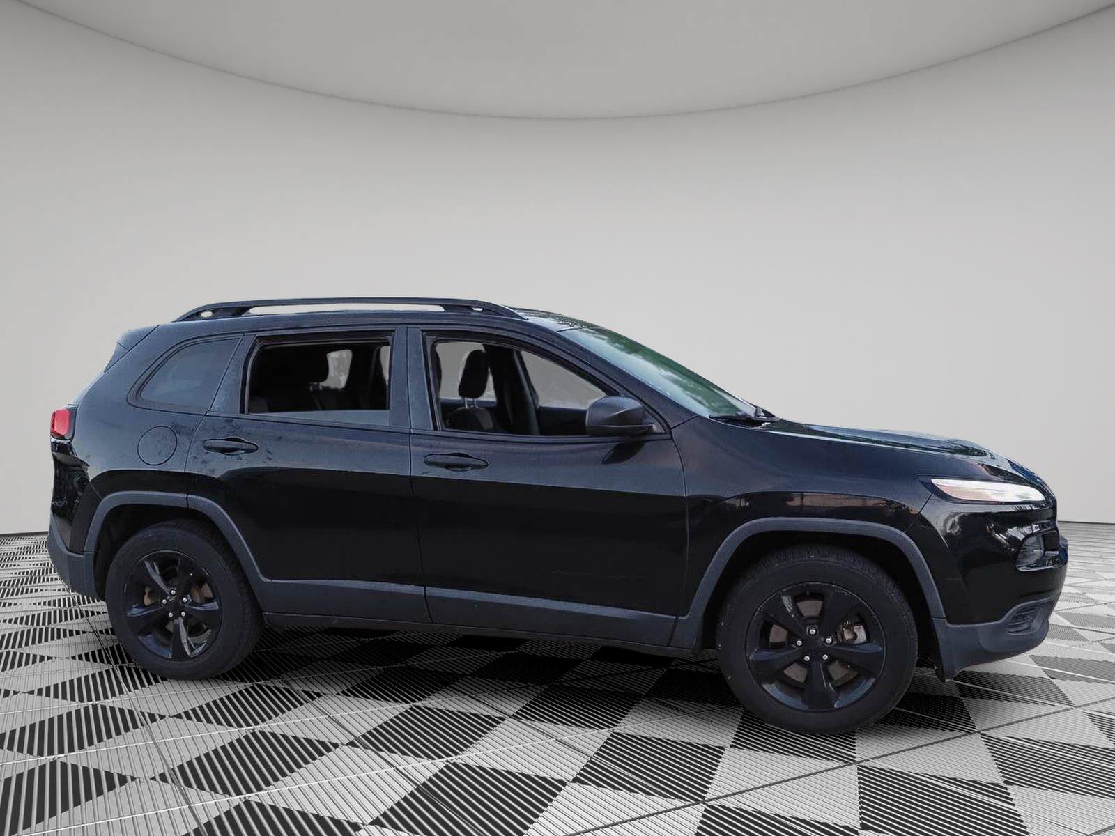Used 2017 Jeep Cherokee Sport AWD/4WD image 7