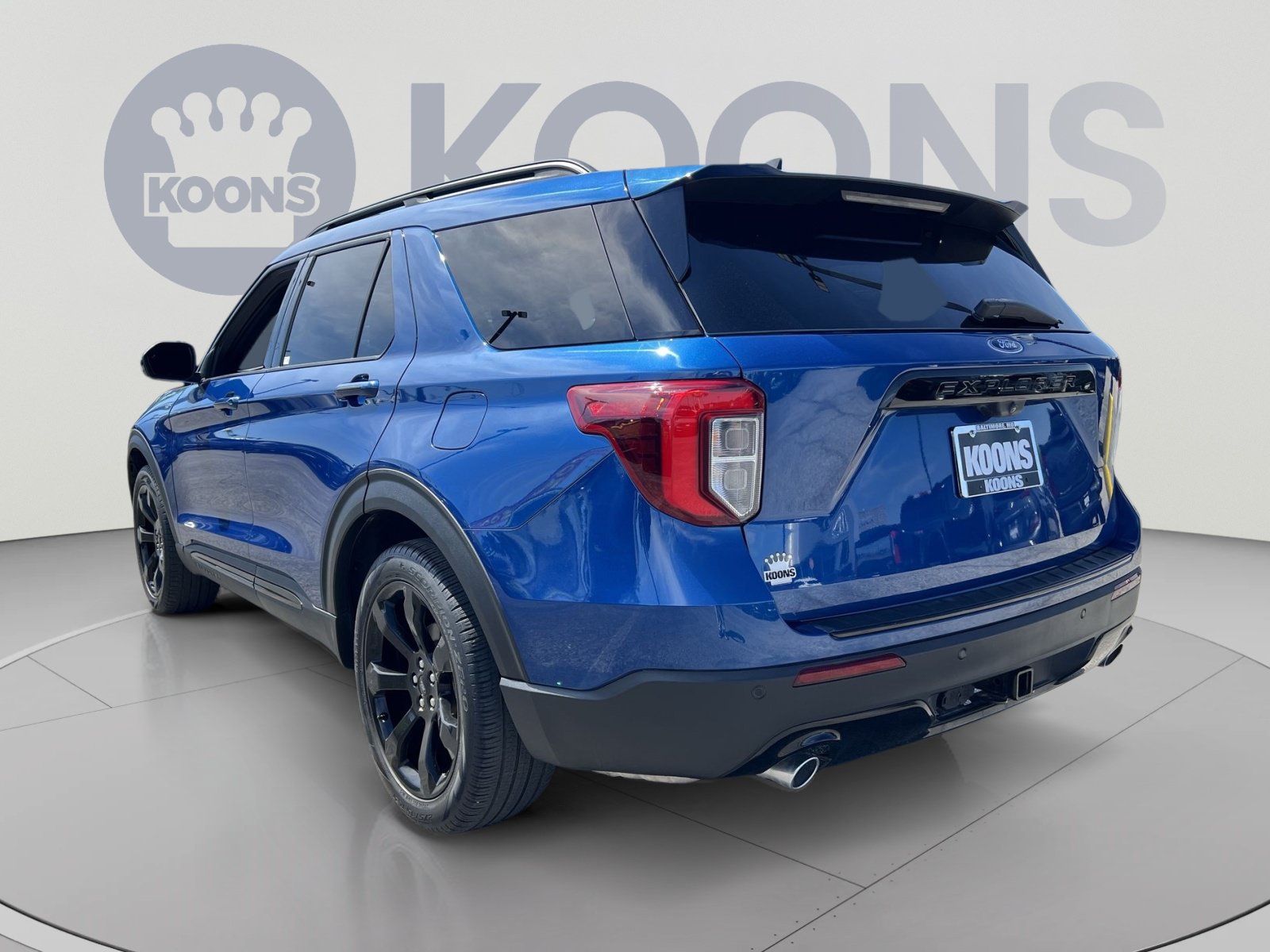 Used 2023 Ford Explorer ST-Line w/ Class IV Trailer Tow Package RWD image 14