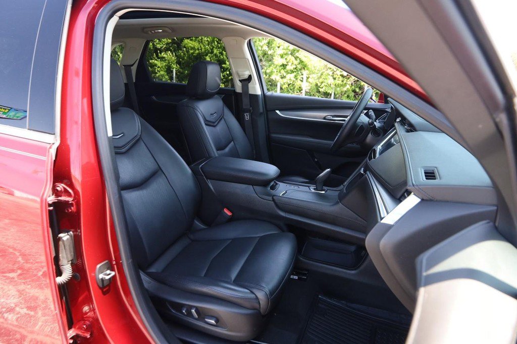 Used 2019 Cadillac XT5 Luxury AWD/4WD image 28