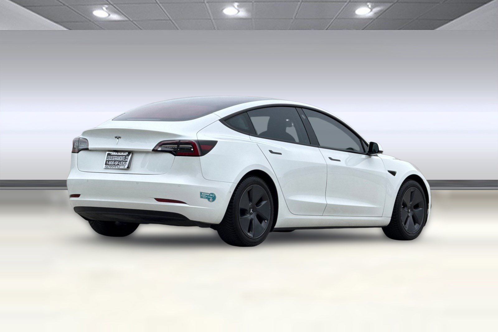 Used 2021 Tesla Model 3 Standard Range Plus RWD image 9