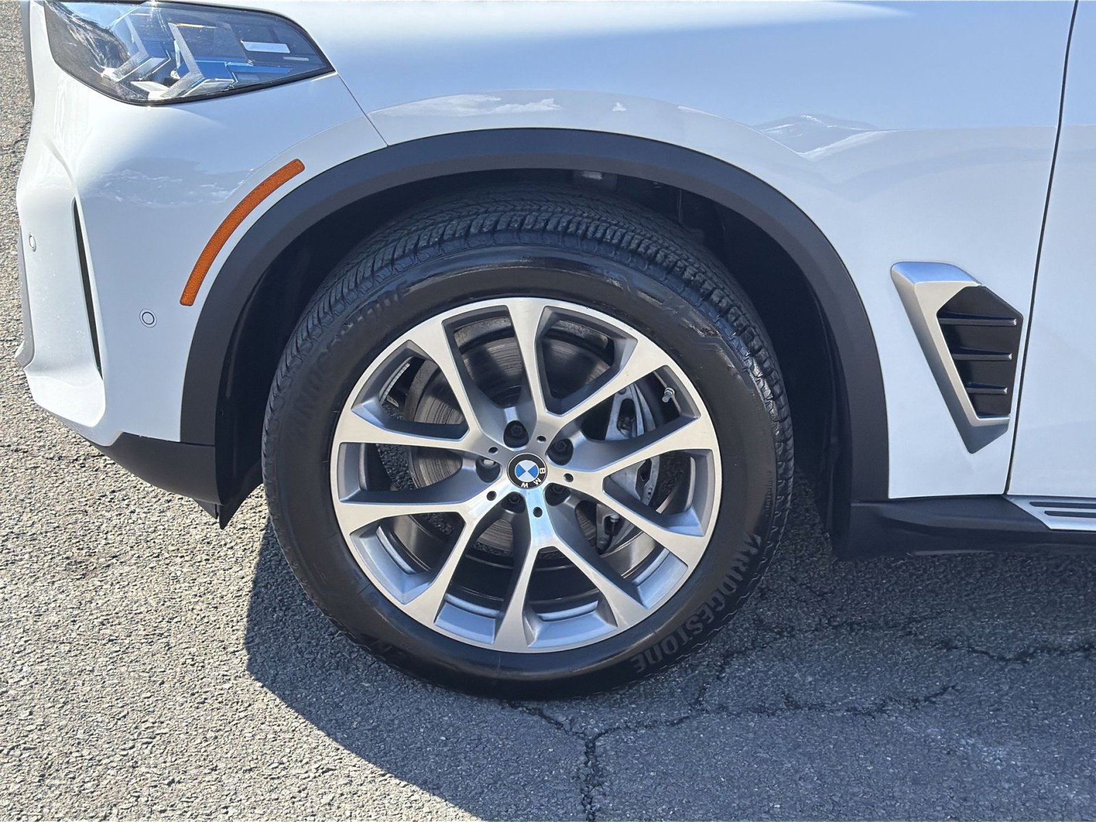 Used 2024 BMW X5 xDrive40i image 12