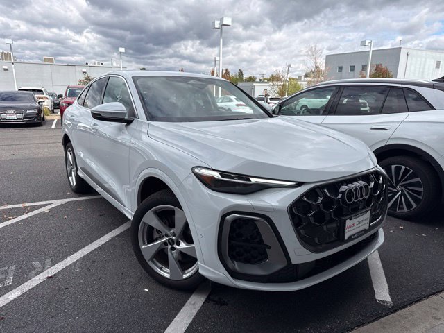 Used 2025 Audi Q5 Premium Plus AWD/4WD image 3