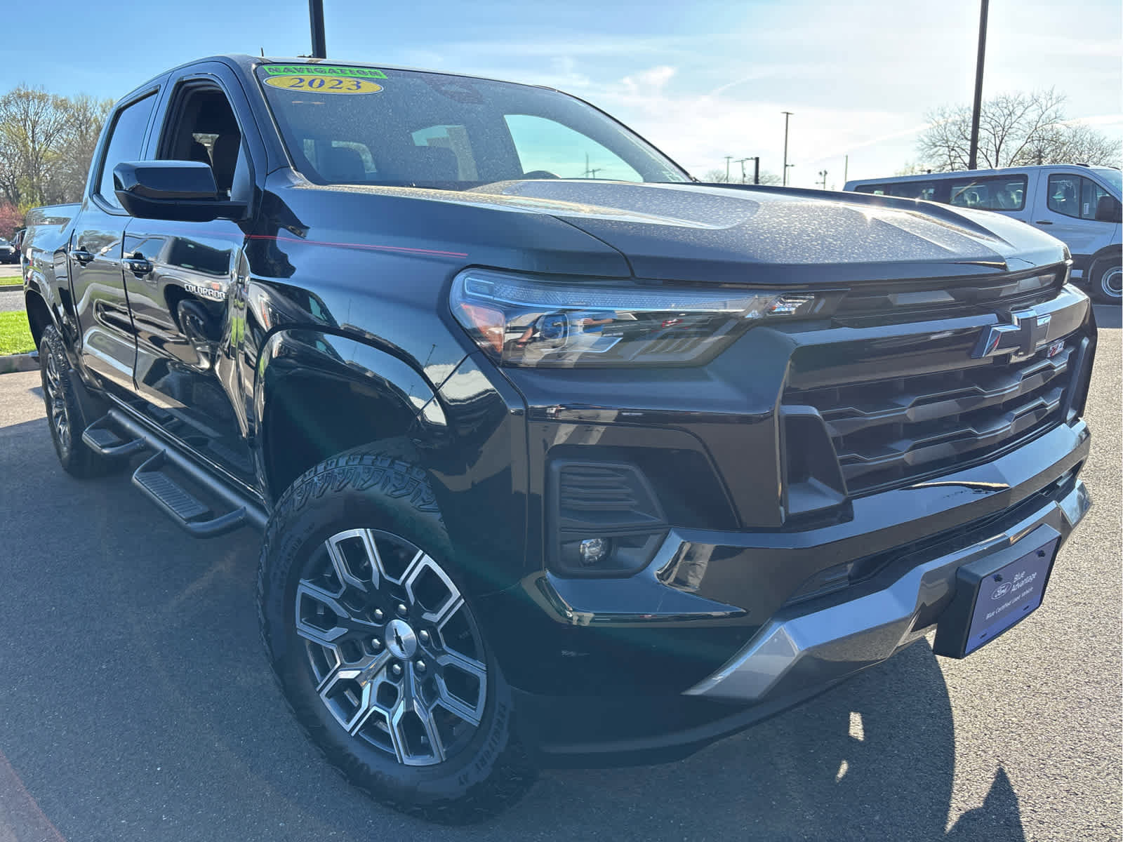 Used 2023 Chevrolet Colorado Z71 w/ Z71 Convenience Package 2 AWD/4WD image 2