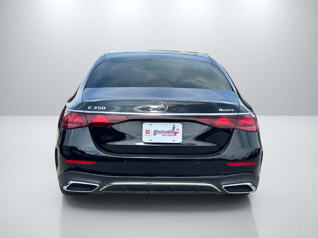 Used 2024 Mercedes-Benz E 350 4MATIC Sedan image 6