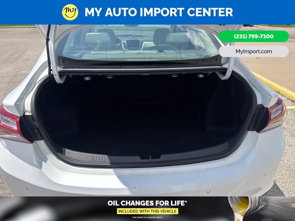 Used 2024 Chevrolet Malibu LT FWD image 28