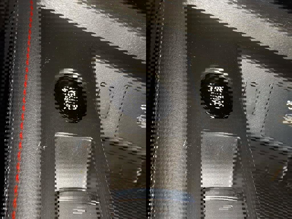 New 2026 Nissan Kicks SR image 12