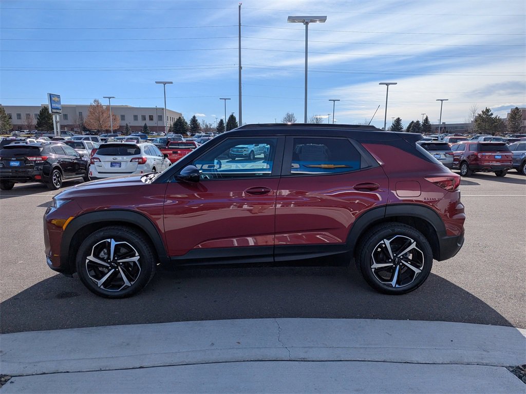 Used 2023 Chevrolet TrailBlazer RS w/ Sun and Liftgate Package image 9