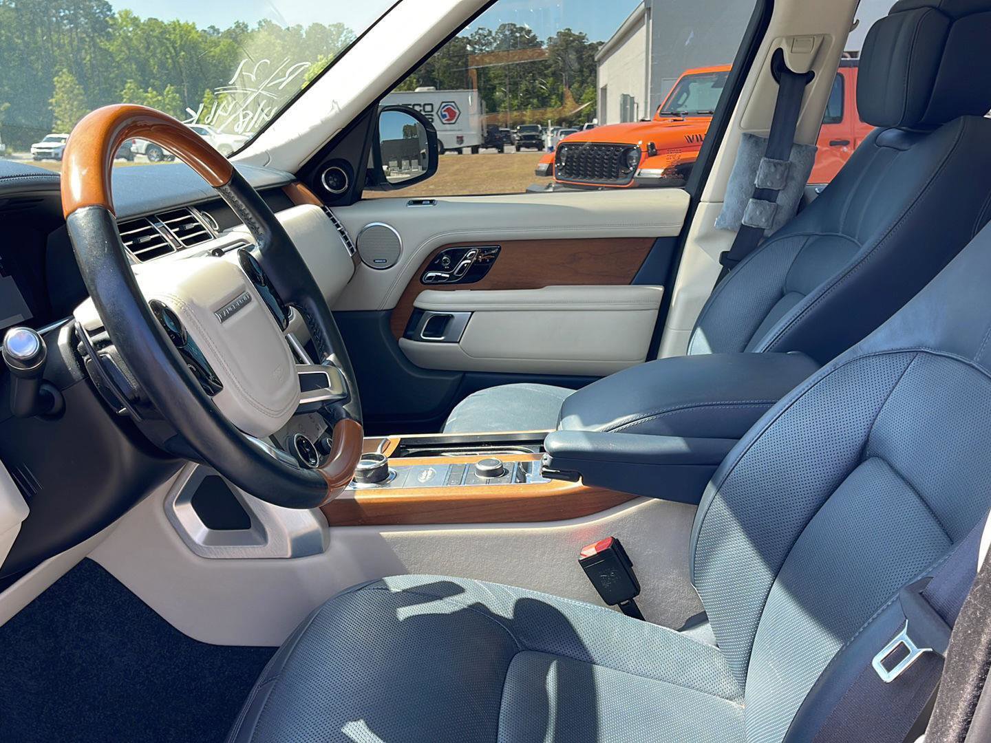 Used 2021 Land Rover Range Rover Westminster Edition AWD/4WD image 13