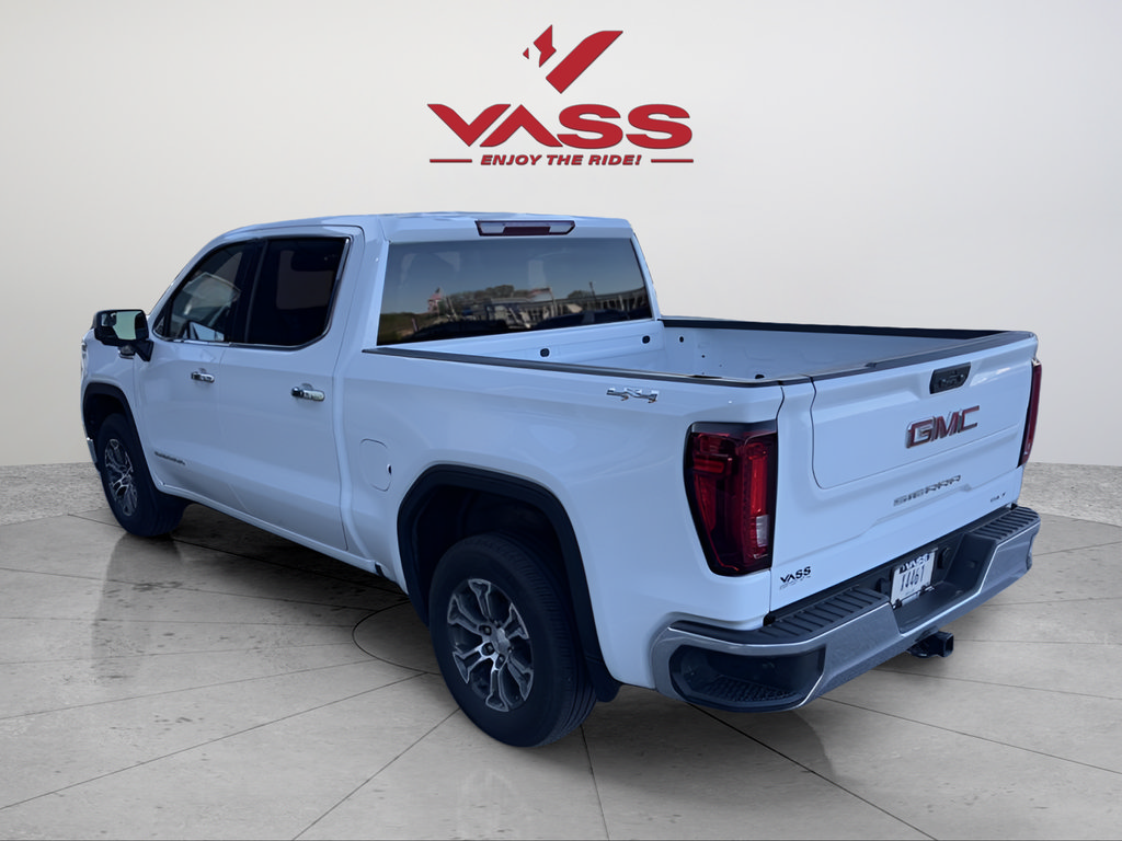 Used 2025 GMC Sierra 1500 SLT AWD/4WD image 3