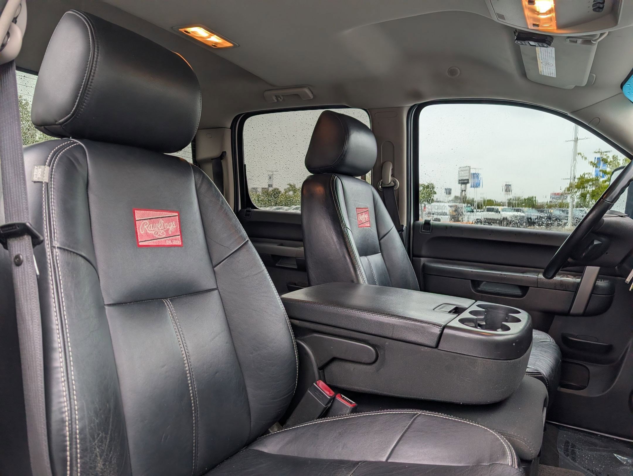 Used 2010 Chevrolet Silverado 2500 LT w/ Interior Plus Package AWD/4WD image 26