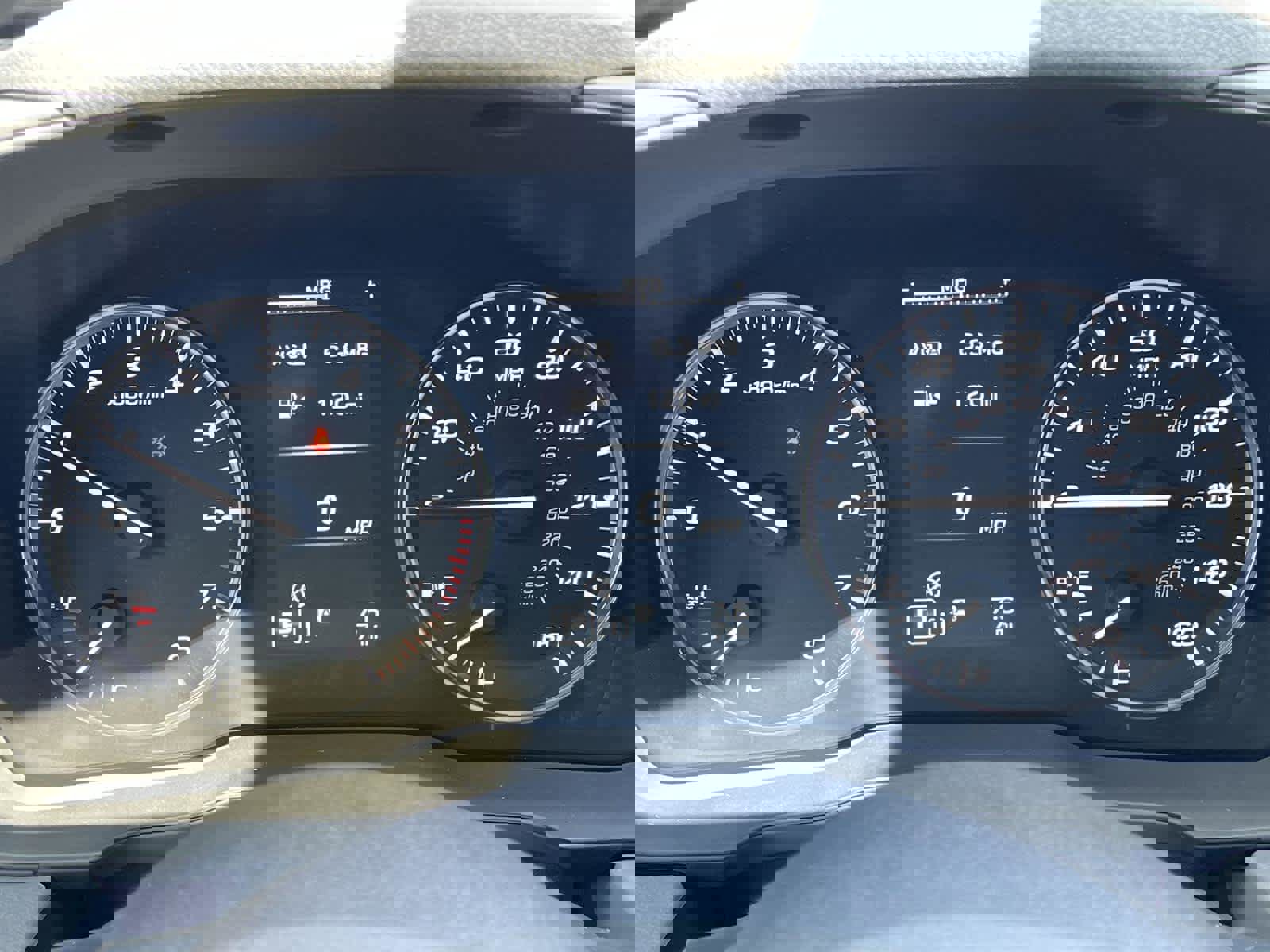 Used 2025 Subaru Crosstrek 2.0i Premium image 31