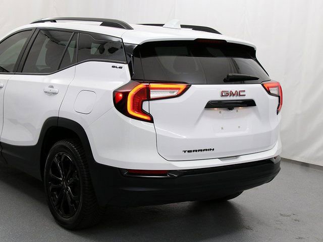 Used 2022 GMC Terrain SLE w/ Driver Convenience Package image 7