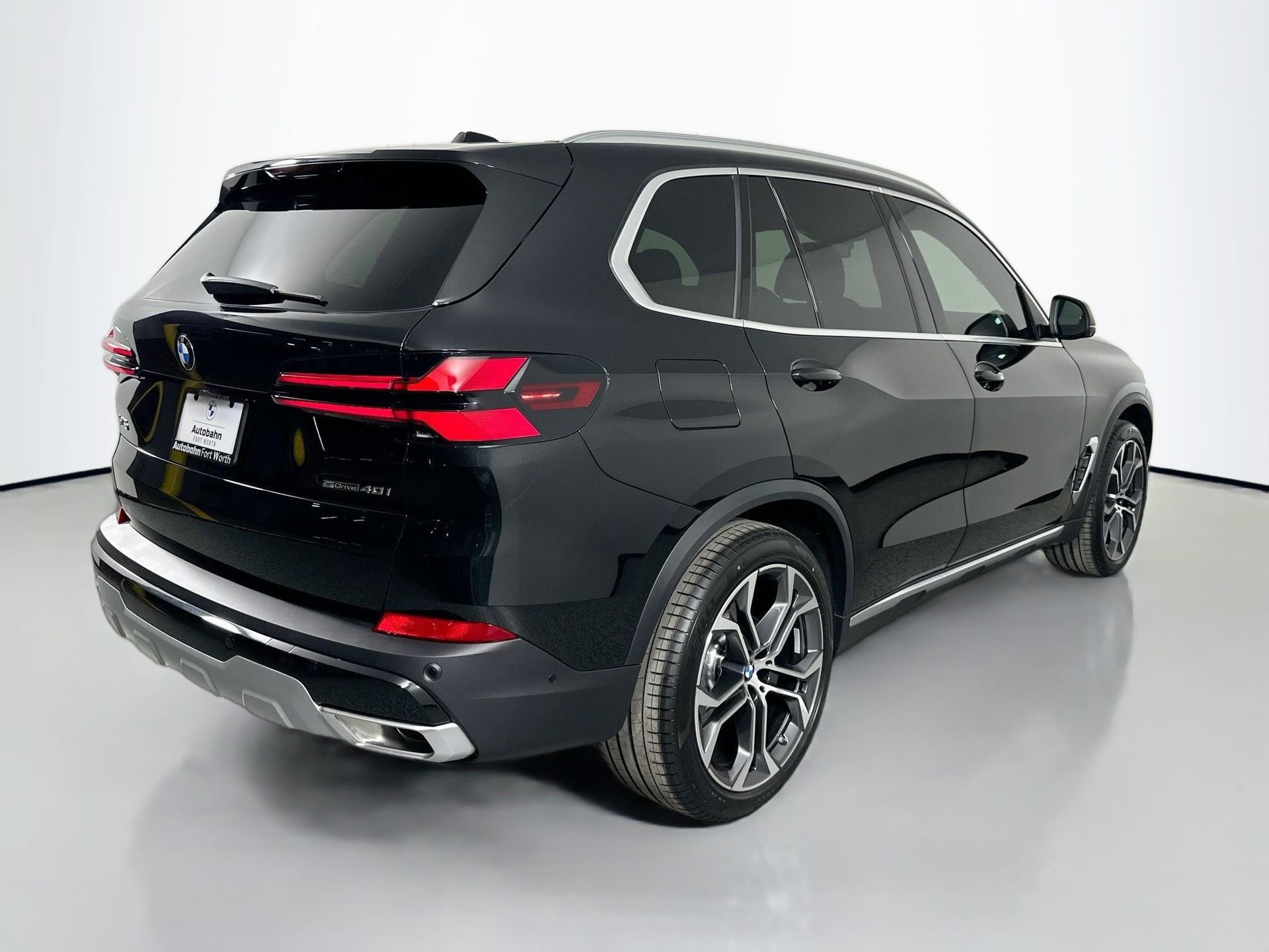 Certified 2026 BMW X5 sDrive40i w/ Premium Package image 5