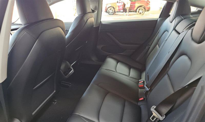 Used 2023 Tesla Model 3 Standard Range RWD image 6