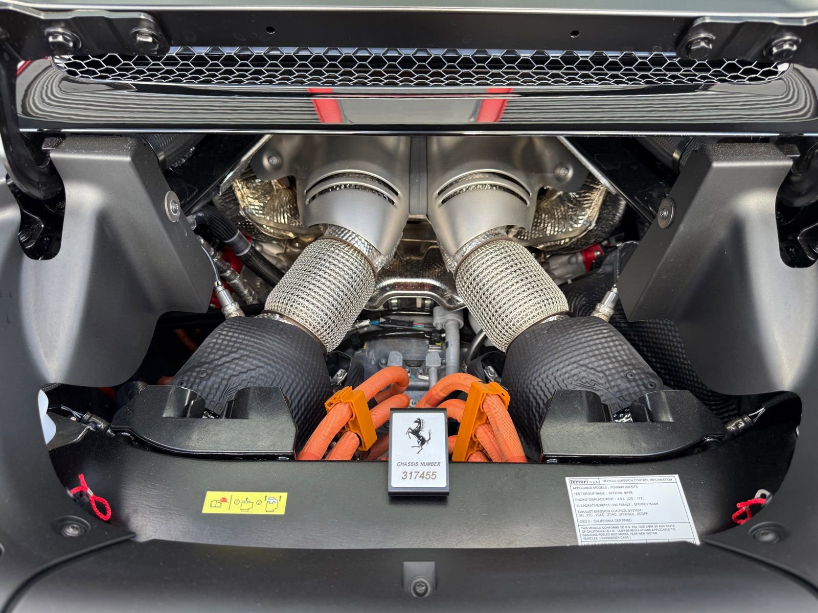 Used 2025 Ferrari 296 GTS image 34