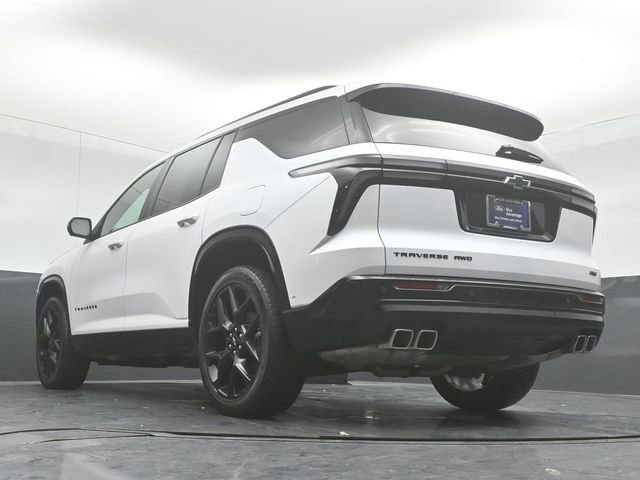 Used 2024 Chevrolet Traverse RS w/ LPO, Floor Liner Package image 39