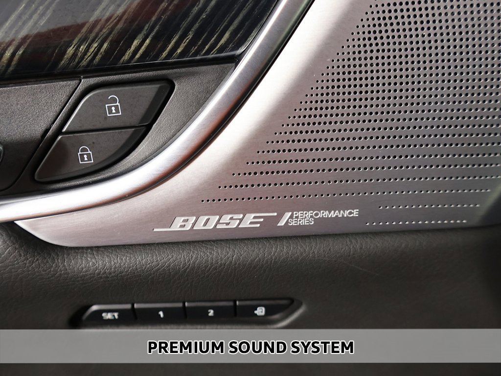 Used 2023 Cadillac XT6 Premium Luxury w/ Technology Package image 5