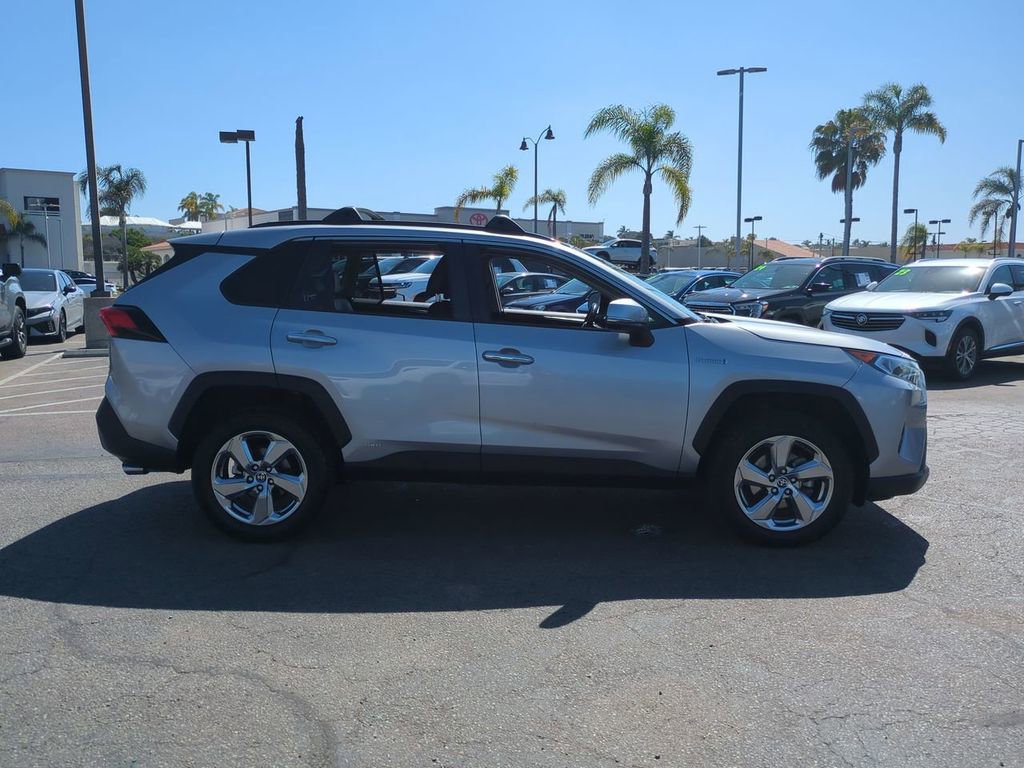 Used 2020 Toyota RAV4 Limited w/ All Weather Liner Package AWD/4WD image 9