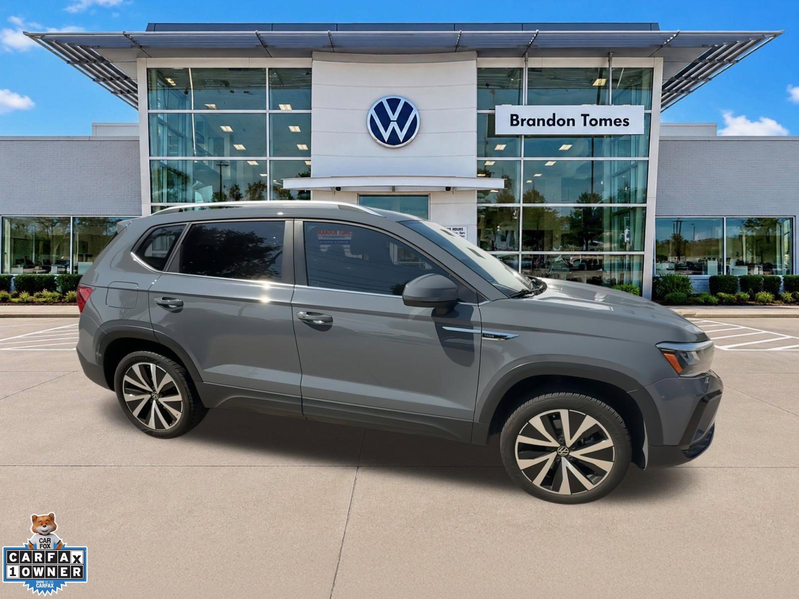 Used 2023 Volkswagen Taos SE FWD image 10