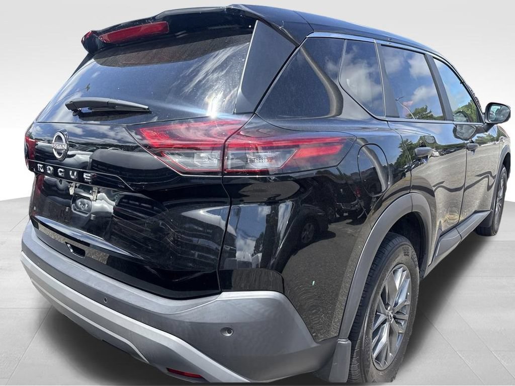 Used 2023 Nissan Rogue S FWD image 12