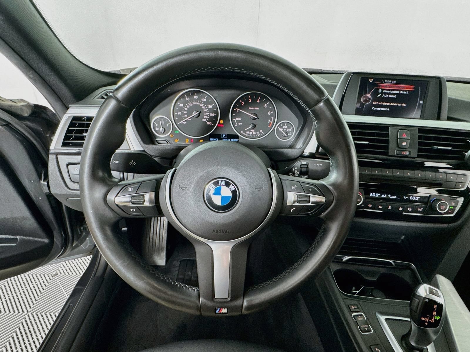 Used 2017 BMW 320i xDrive Sedan AWD/4WD image 13