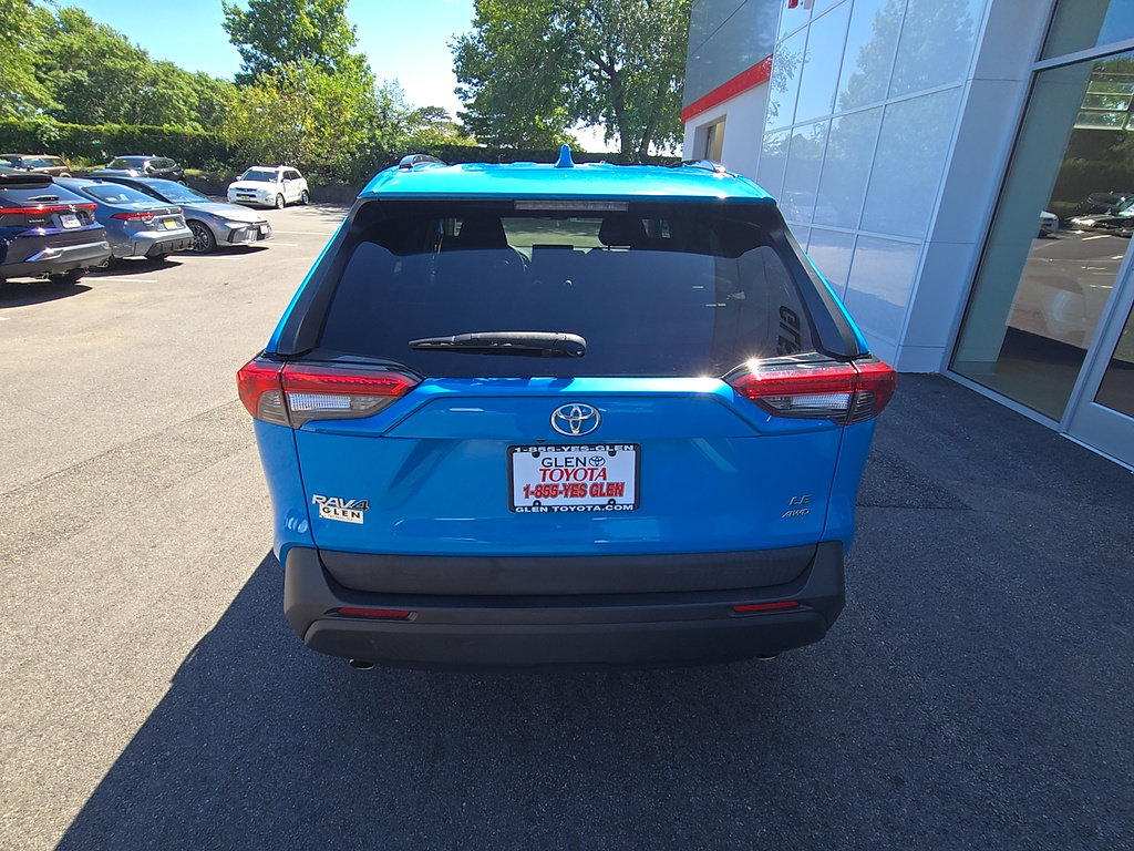 Certified 2021 Toyota RAV4 LE AWD/4WD image 22