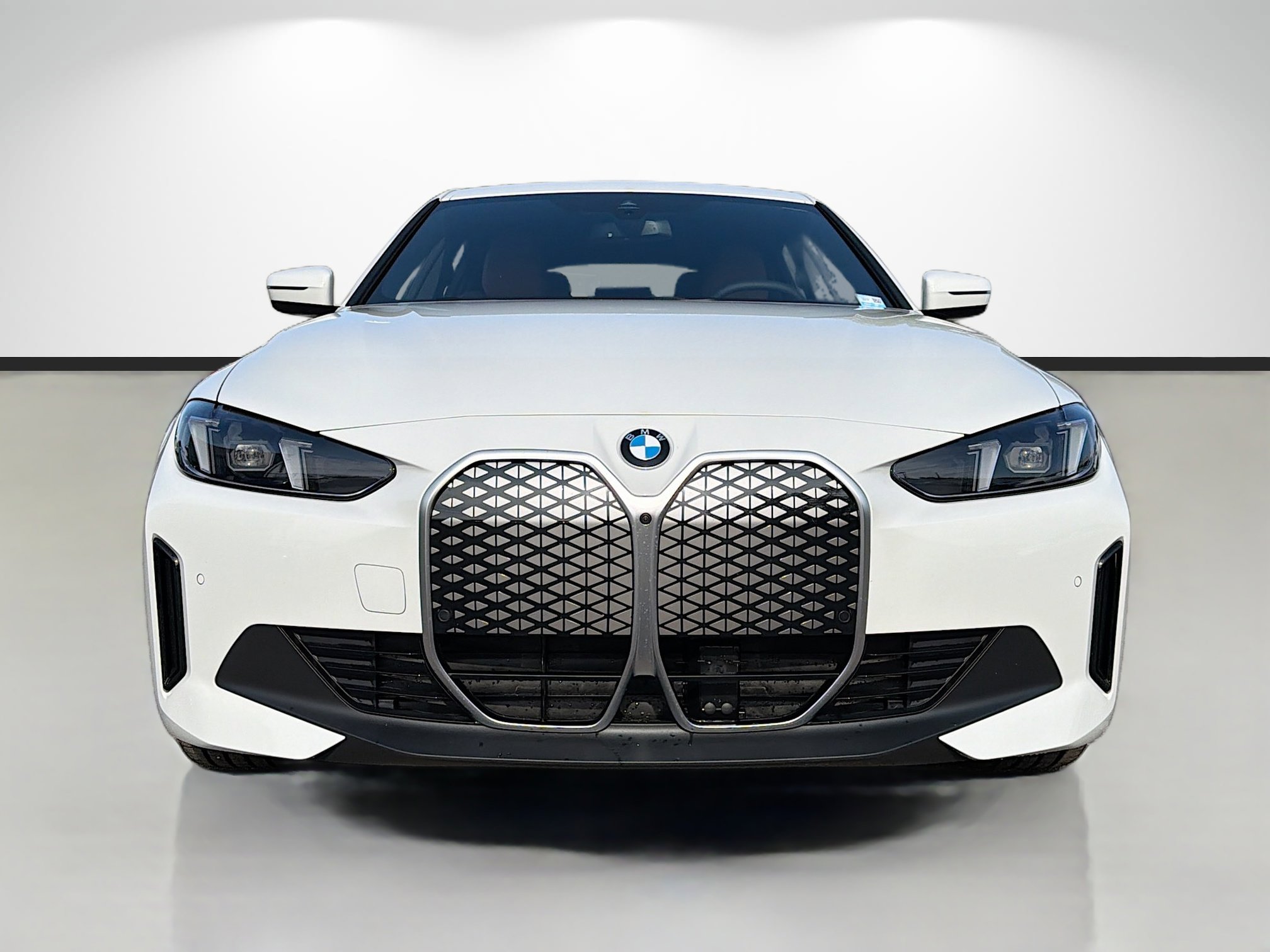 New 2026 BMW i4 eDrive40 w/ Parking Assistance Package image 8