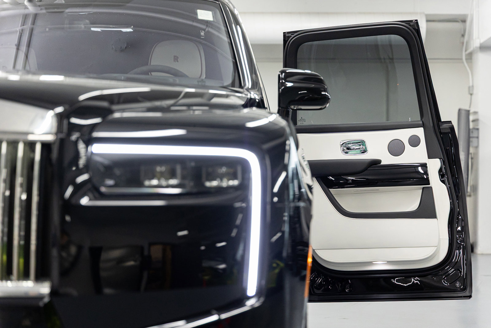 New 2026 Rolls-Royce Cullinan image 27