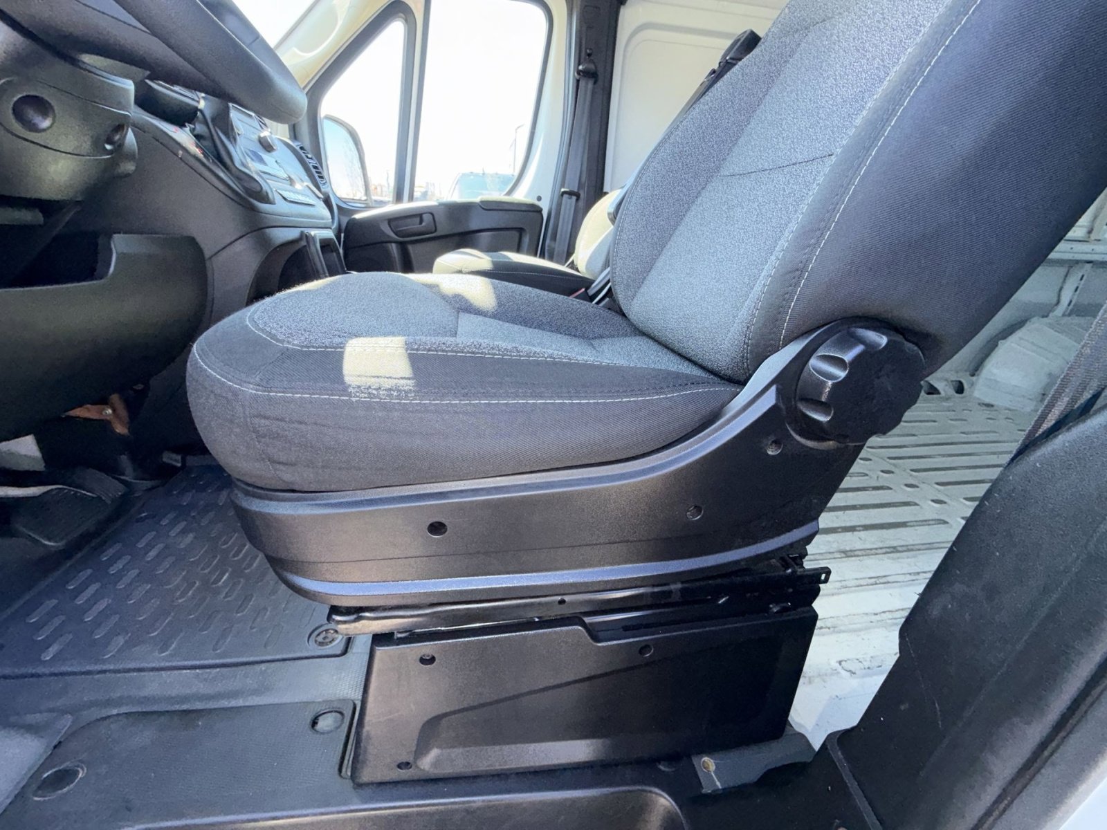 Used 2023 RAM ProMaster 2500 image 14