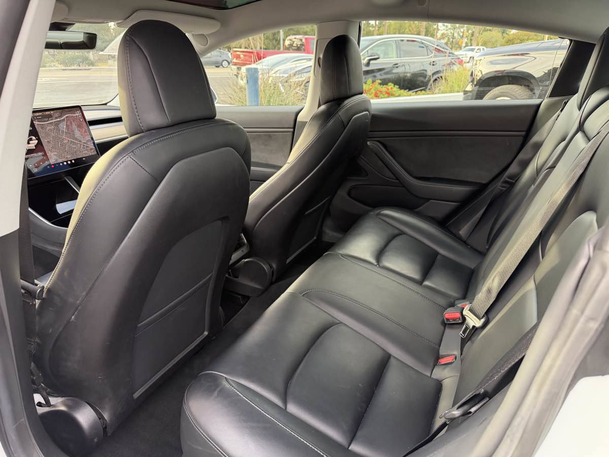 Used 2019 Tesla Model 3 Performance image 13
