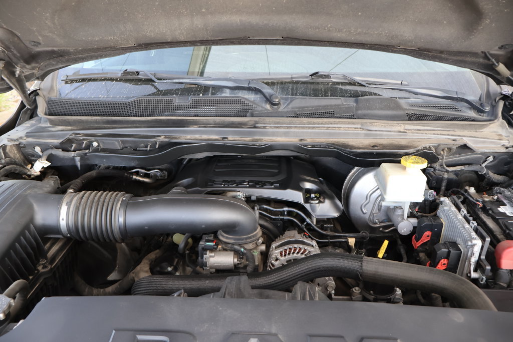 Used 2019 RAM 1500 Laramie AWD/4WD image 62
