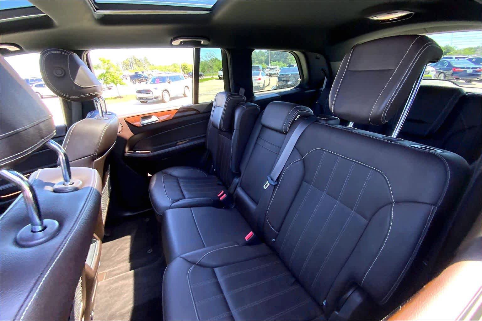 Used 2019 Mercedes-Benz GLS 450 4MATIC image 20