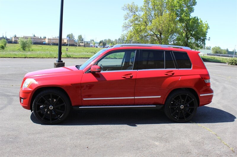 Used 2010 Mercedes-Benz GLK 350 4MATIC image 7