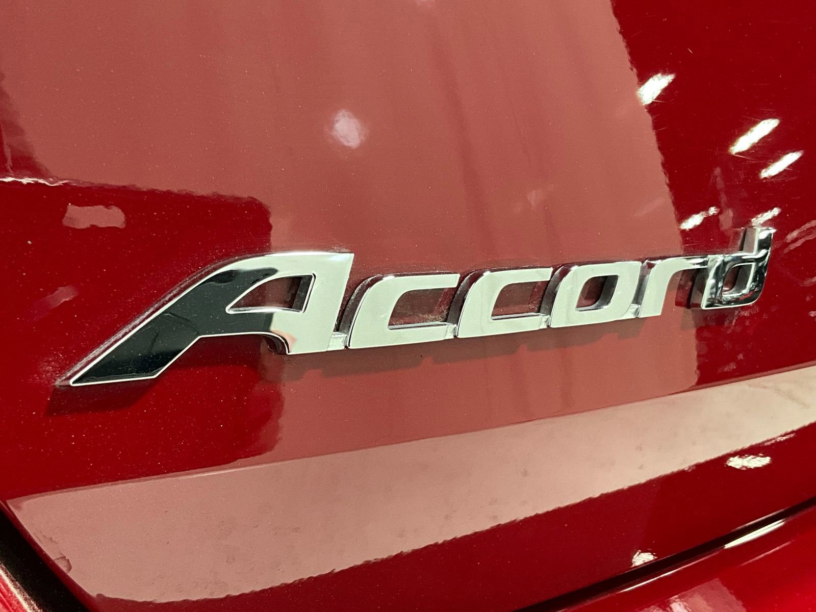 Used 2017 Honda Accord EX-L image 10