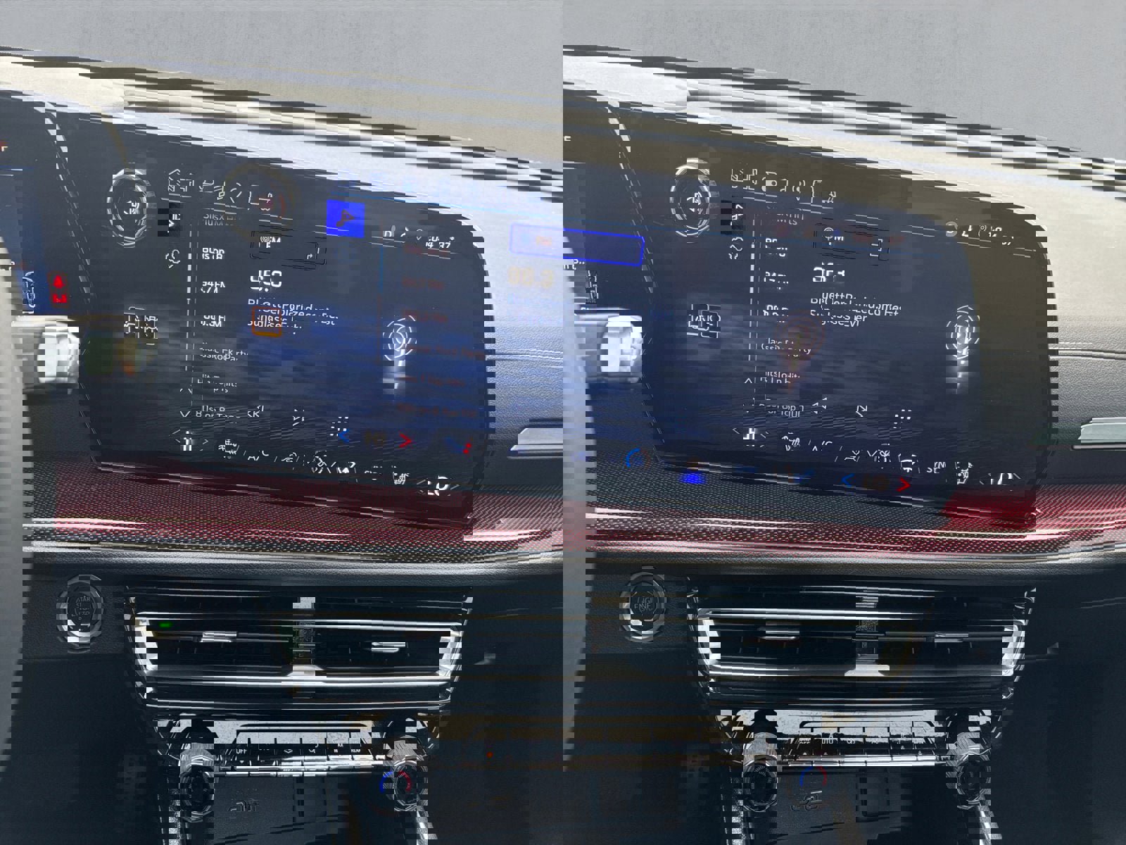 Used 2025 Chevrolet Traverse Z71 w/ Driver Confidence Package image 18