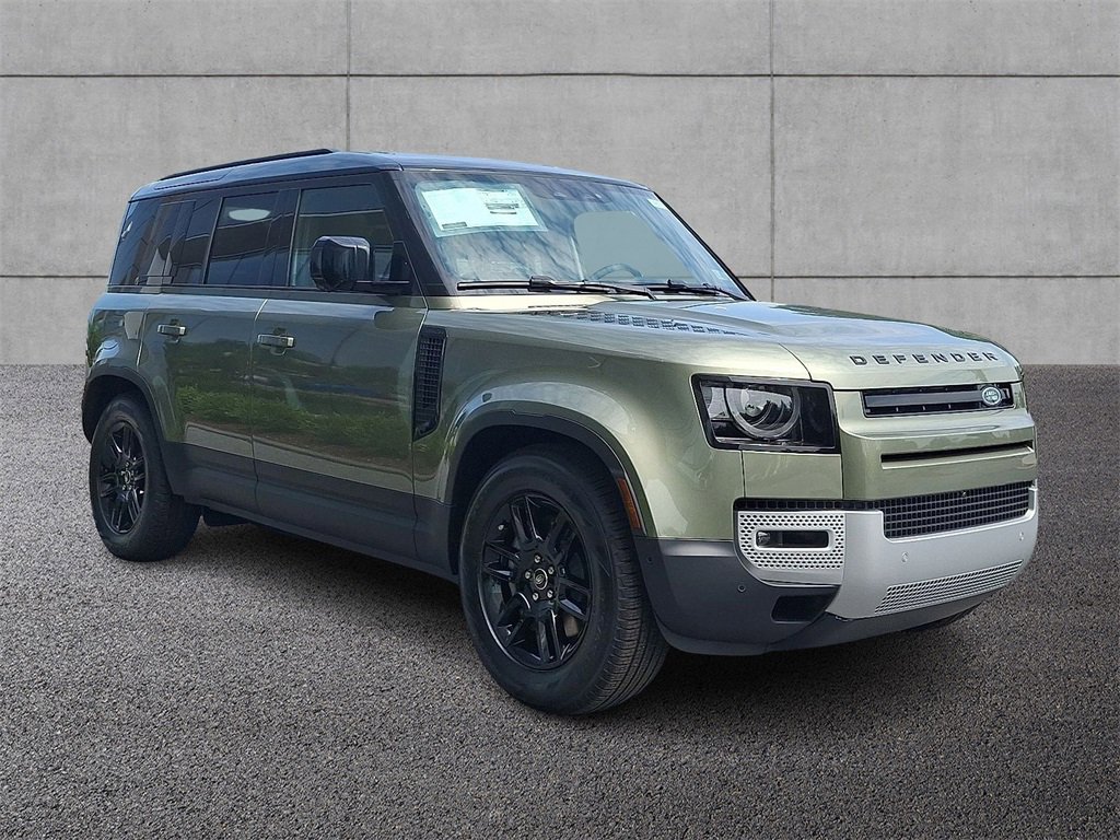 New 2025 Land Rover Defender 110 S image 2