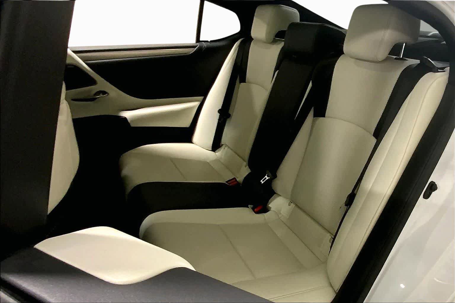 Used 2021 Lexus ES 350 F Sport w/ Special Edition FWD image 19