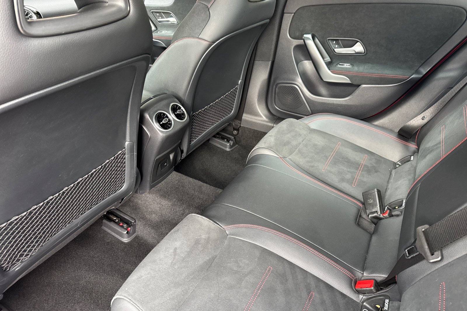 Used 2022 Mercedes-Benz CLA 250 image 14