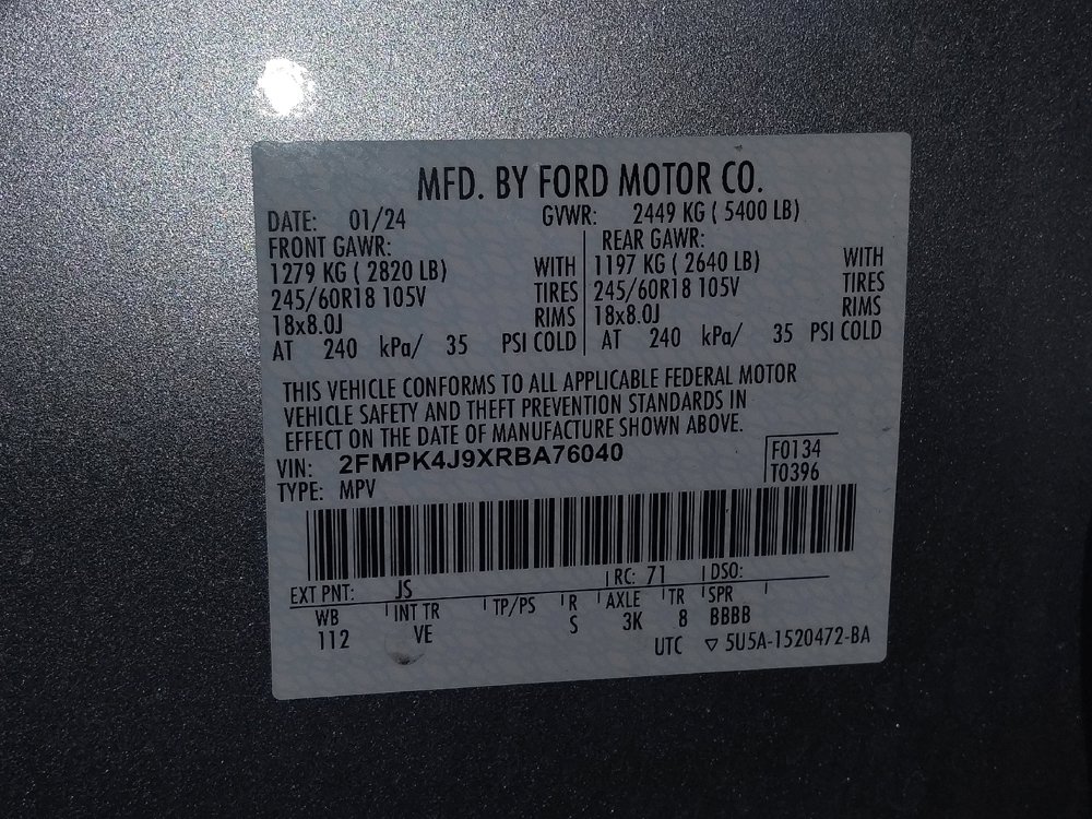 Used 2024 Ford Edge SEL image 33