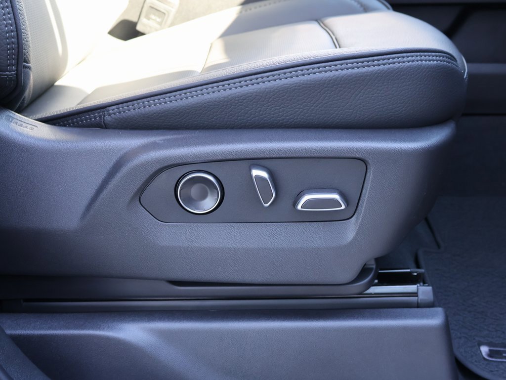 New 2025 GMC Sierra 2500 Denali w/ Denali Reserve Package image 46