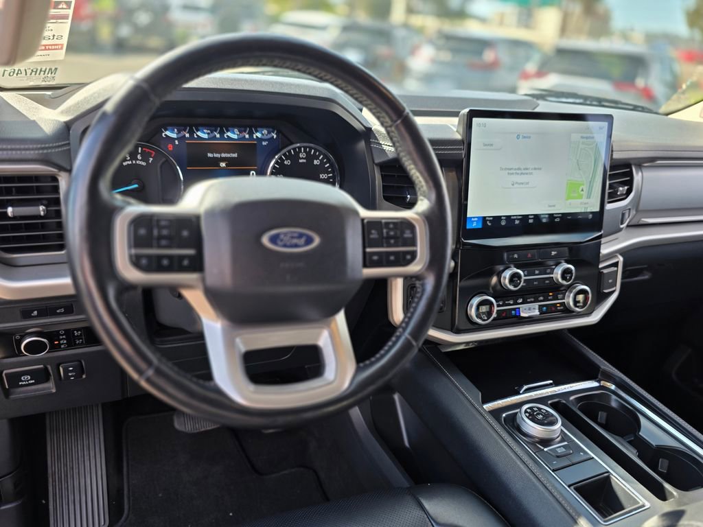 Used 2024 Ford Expedition Max XLT image 21