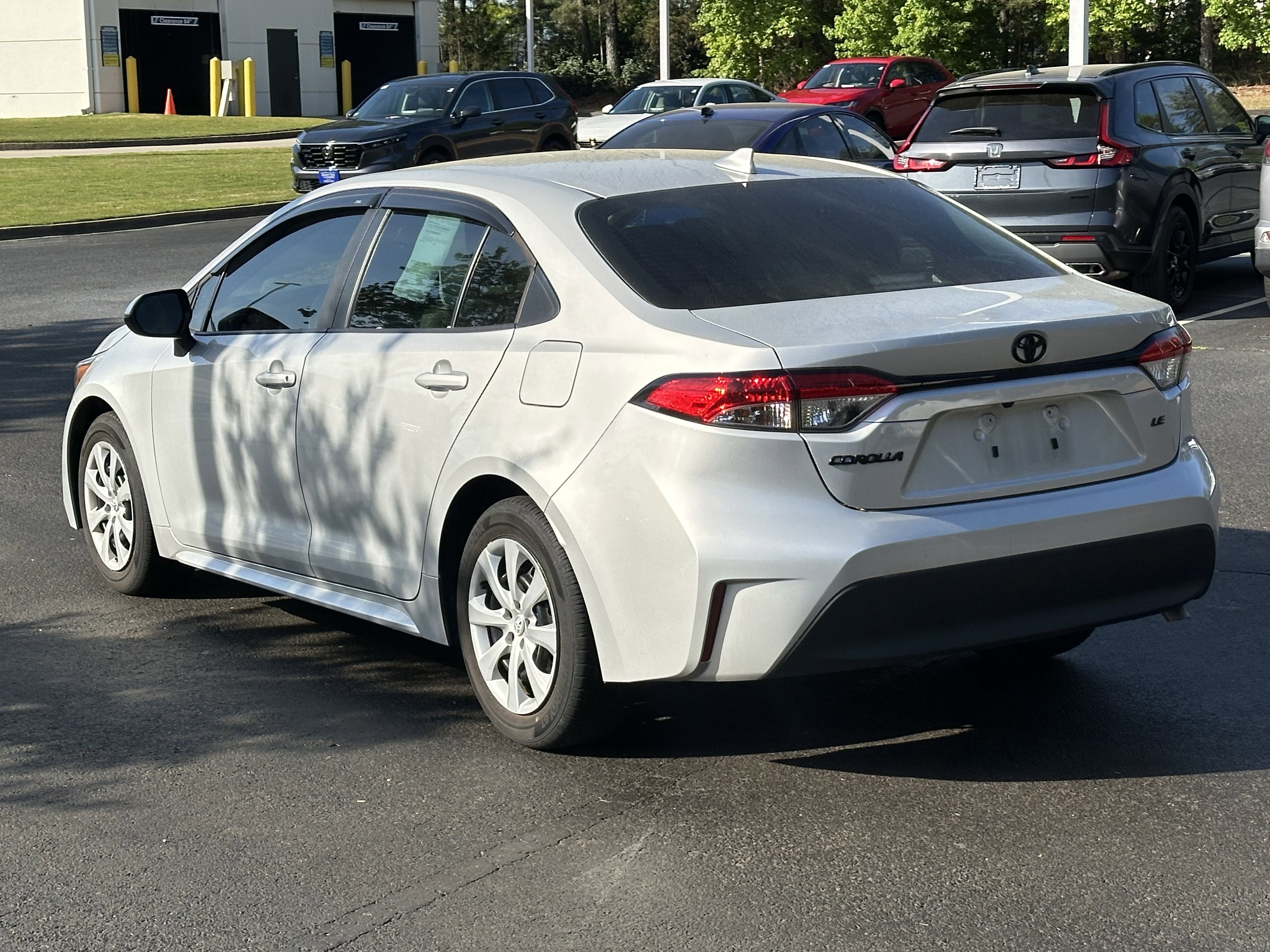 Used 2024 Toyota Corolla LE image 9