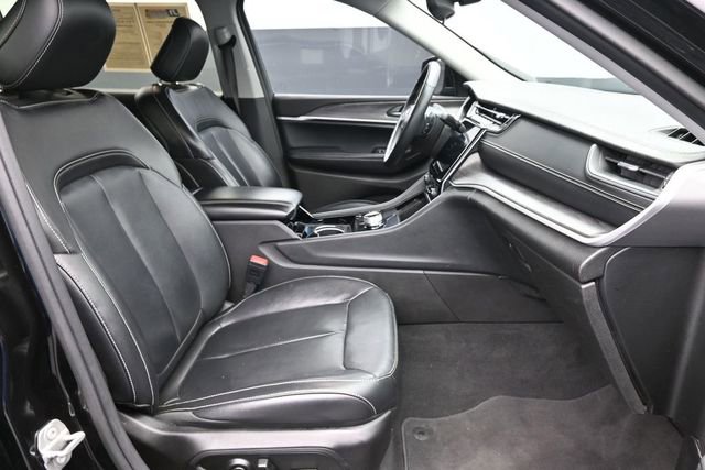 Used 2021 Jeep Grand Cherokee L Limited RWD image 36