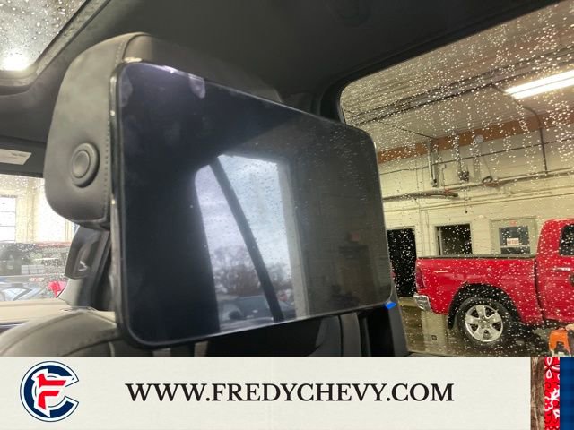 Used 2023 Chevrolet Tahoe Z71 w/ Luxury Package image 34