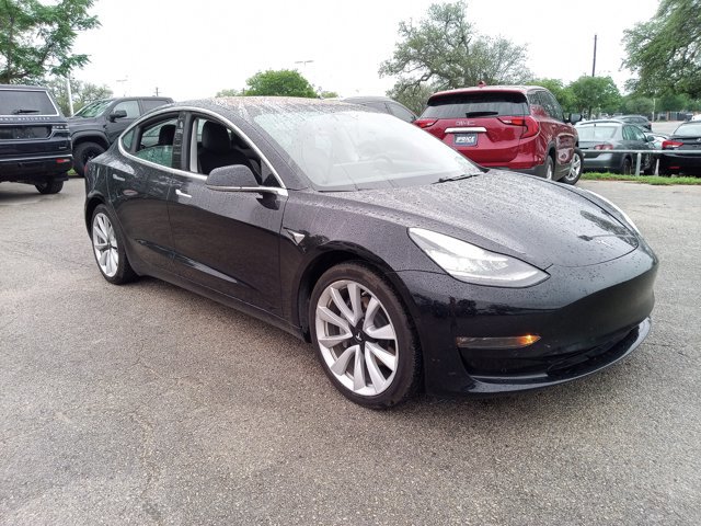 Used 2018 Tesla Model 3 Long Range image 4